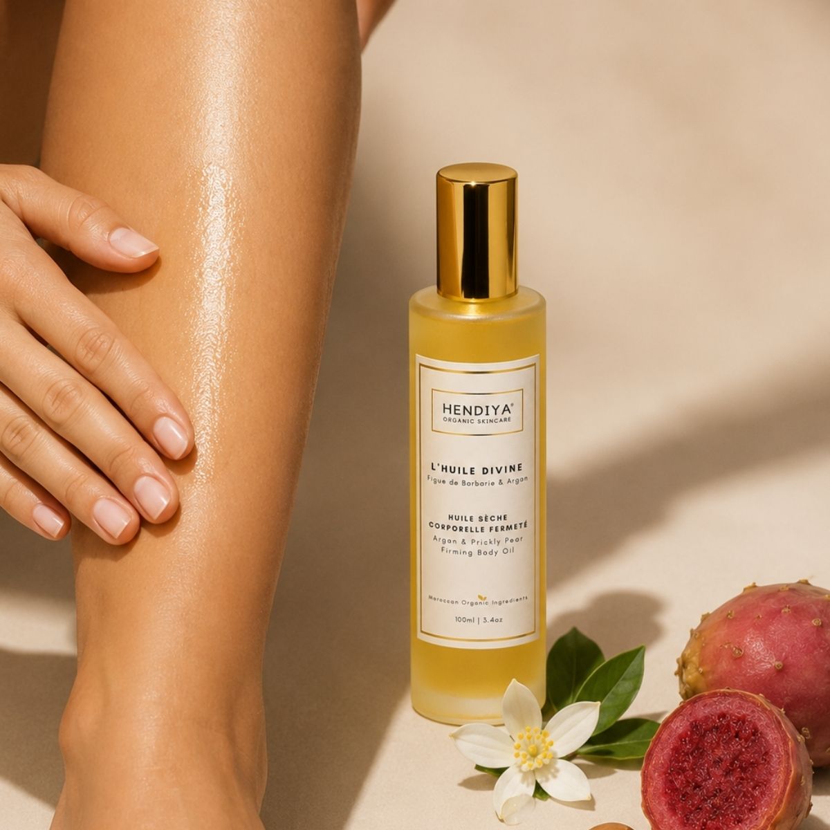 Application de L'Huile Divine Hendiya® sur la peau, huile sèche corporelle fermeté