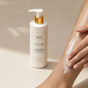 Applying Le Voile Lacté Hendiya® to the skin, comforting body lotion